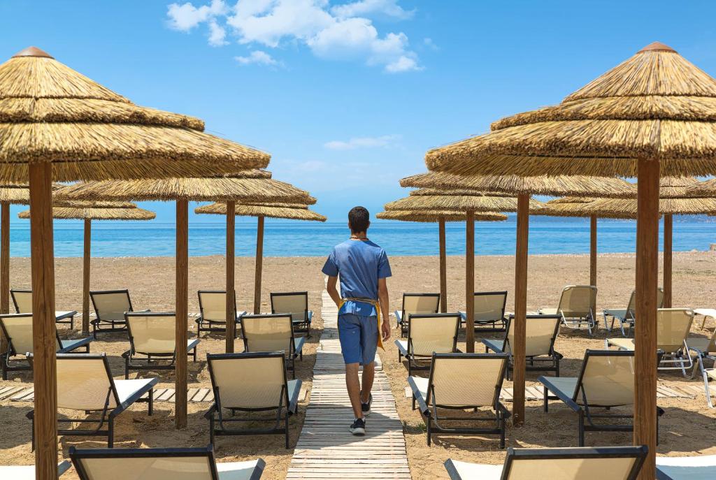 SEAFOS private beach