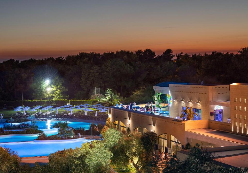 Vivosa Apulia Resort at night